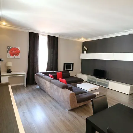 Apartment Quality 2 Bedroom 9 Mins From The Palais 342 *